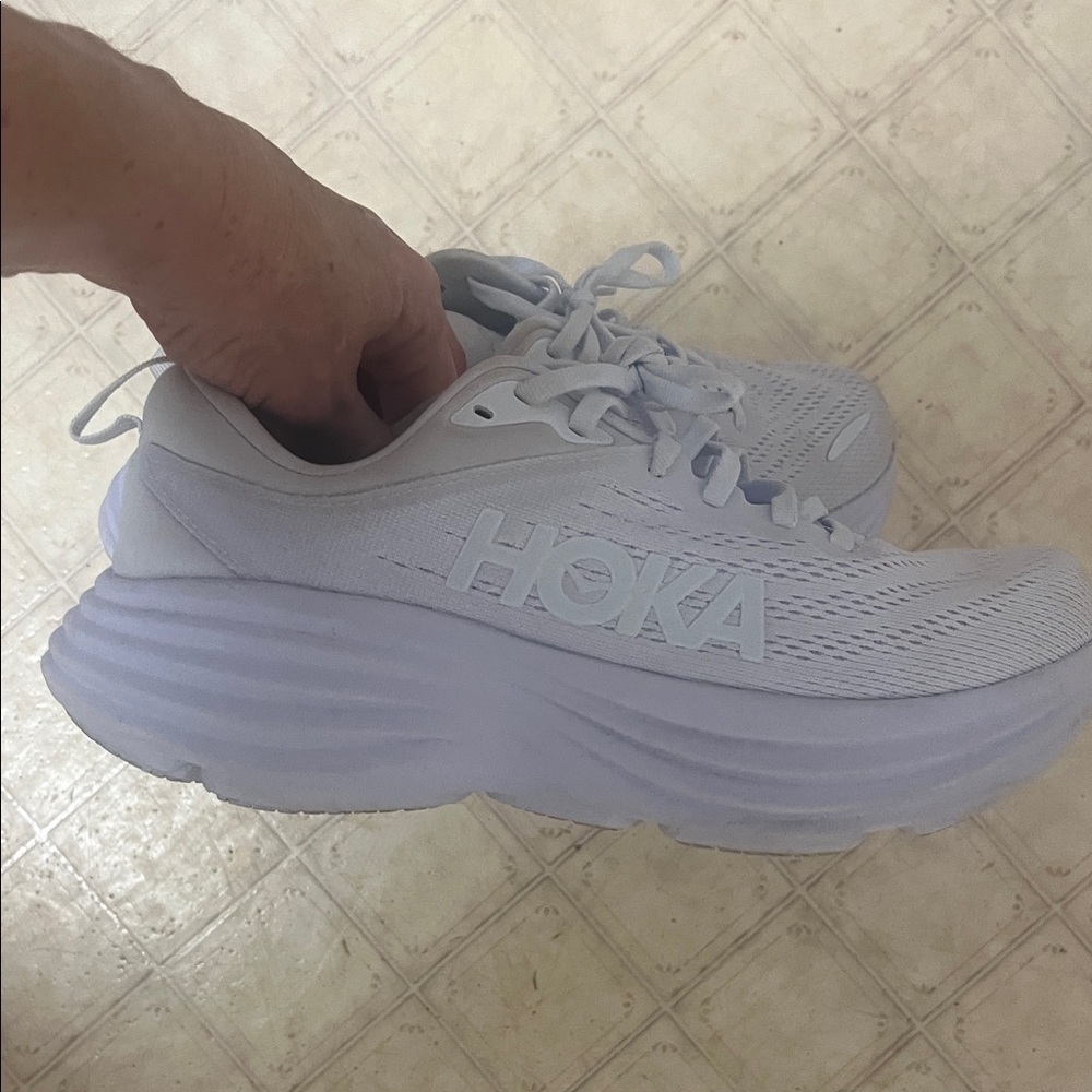 Hoka Women's Light Gray/lilac  Athletic Shoes size 7.5 women's worn once